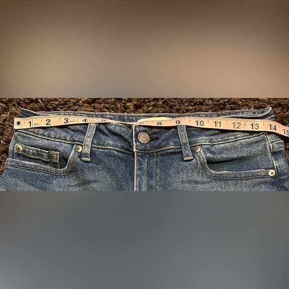 Just Black Denim Women’s Size Medium Denim Blue Jean Shorts EUC - Picture 2 of 7